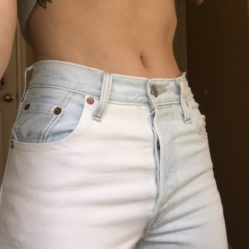 Levi’s 501’s High Waisted light wash jeans